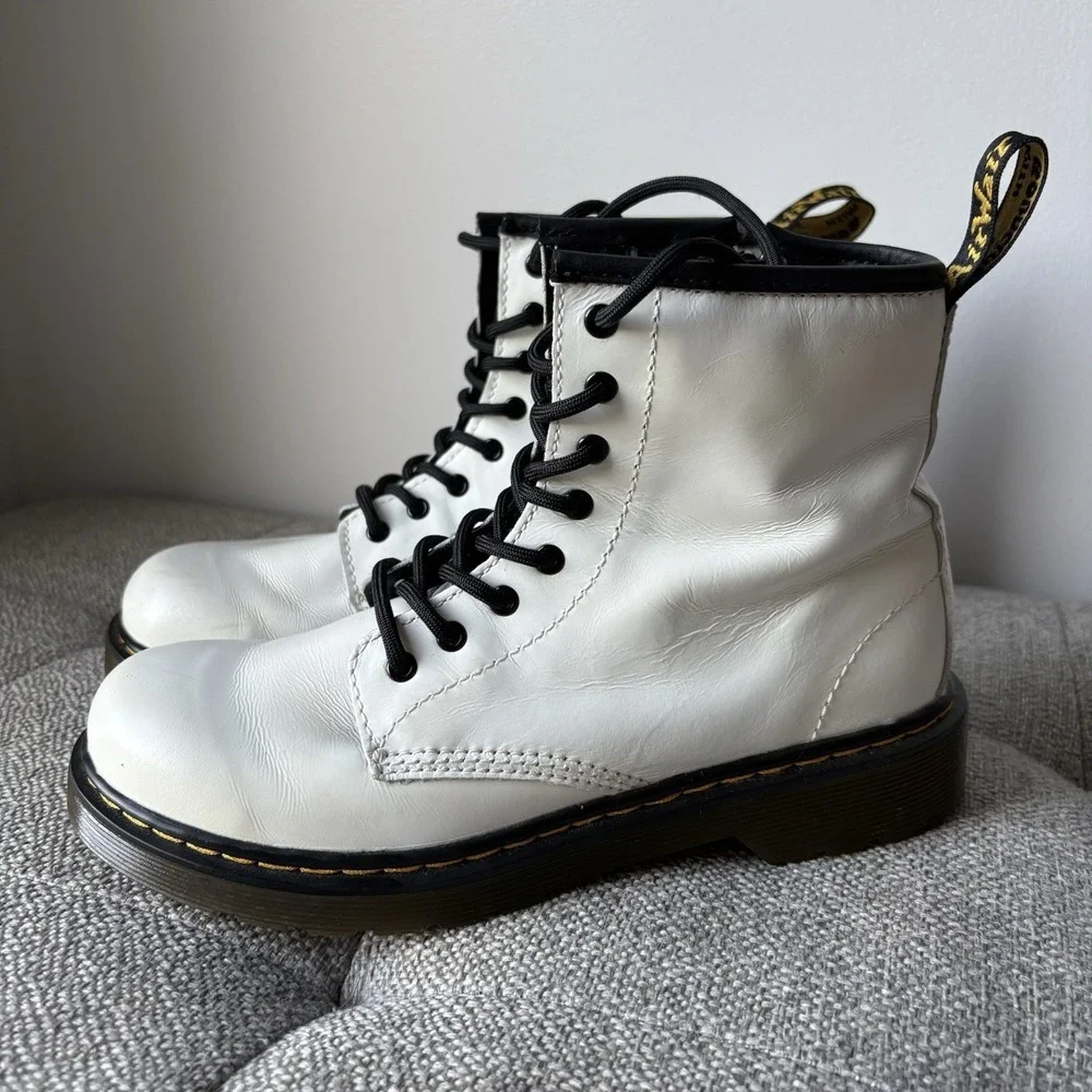 Dr. Martens Youth‎ Zavala White Leather Combat Boots AirWair Sz4